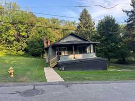 2637 Woodlawn Dr - Photo 1 of 1