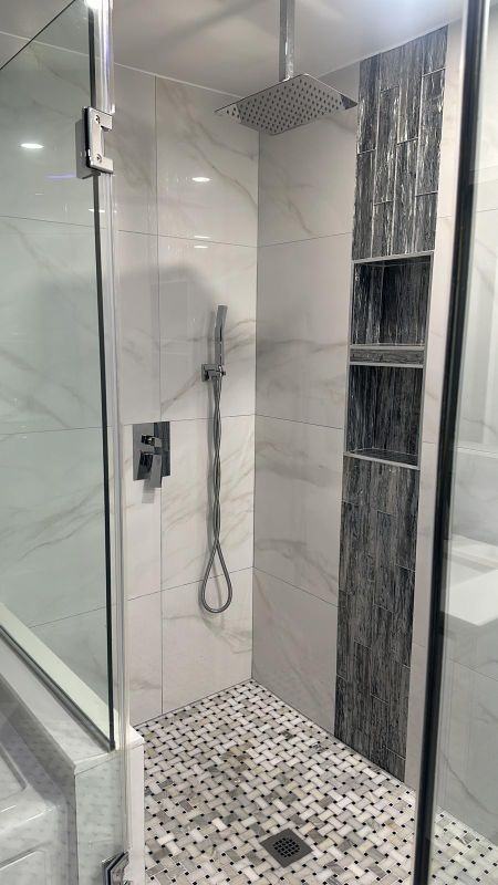 4317 Valley Stream Ave - Photo 2 of 10