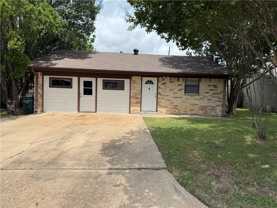 814 Yegua St - Photo 1 of 1