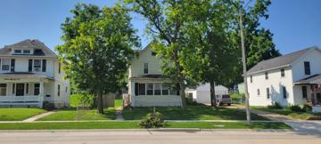 featured image of 1625 12th Ave Se