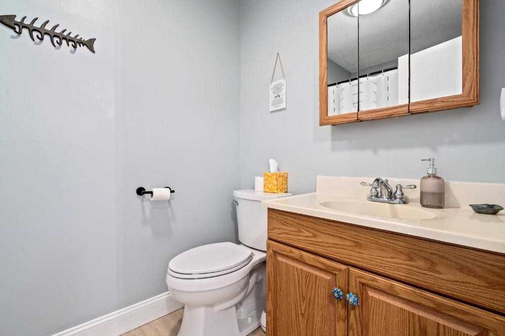 80 Orchard Rd - Photo 2 of 13