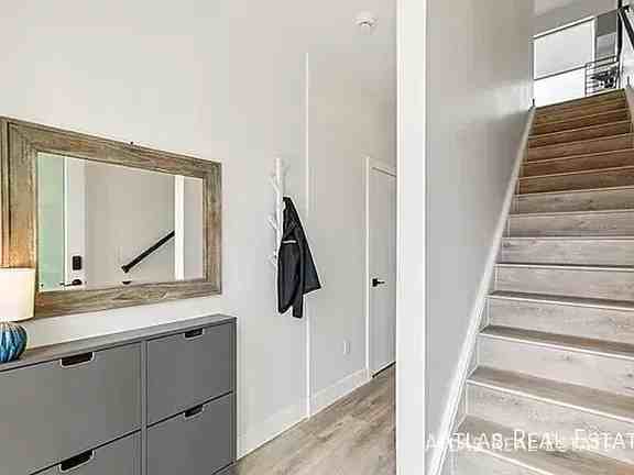 1404 Benton Street - Photo 6 of 15