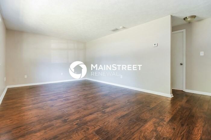 6412 Pueblo Ave - Photo 3 of 16