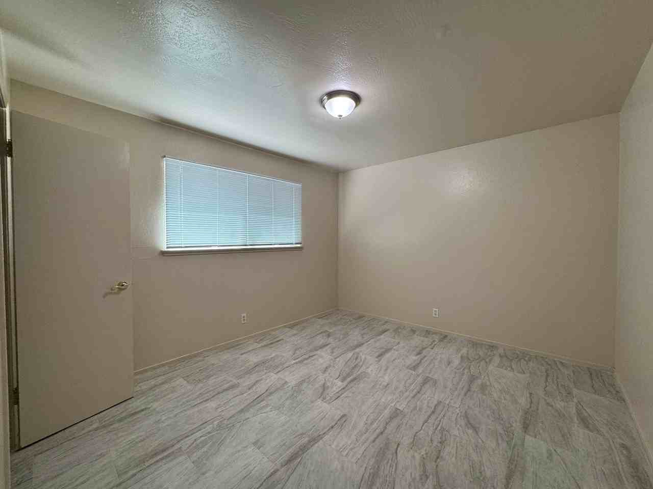 4250 Central Ave #7 - Photo 5 of 7