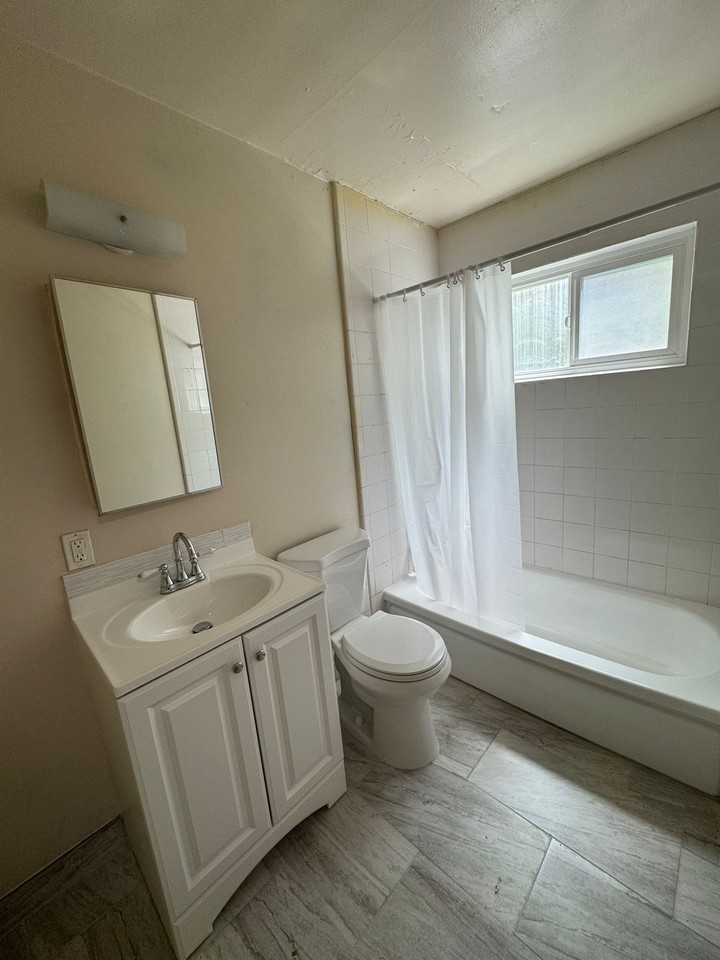 4250 Central Ave #7 - Photo 6 of 7