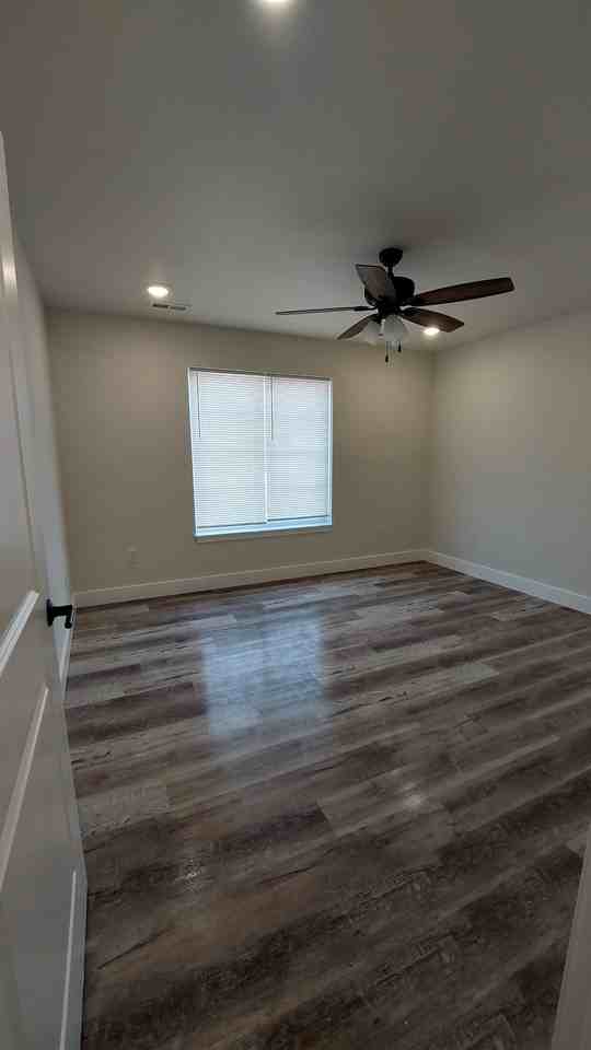 400 Eagle St #400 - Photo 3 of 11
