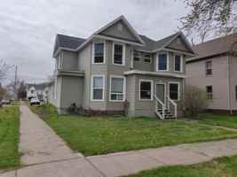 featured image of 1727 And 1725 Hughitt Ave #1727