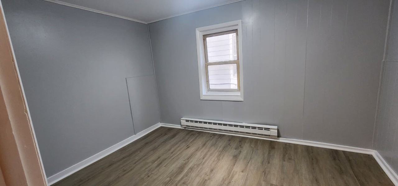 235 Zerby Ave #1 - Photo 2 of 8