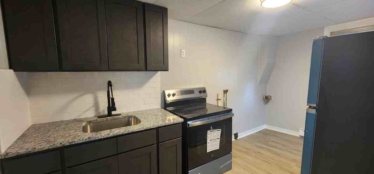 235 Zerby Ave #1 - Photo 3 of 8