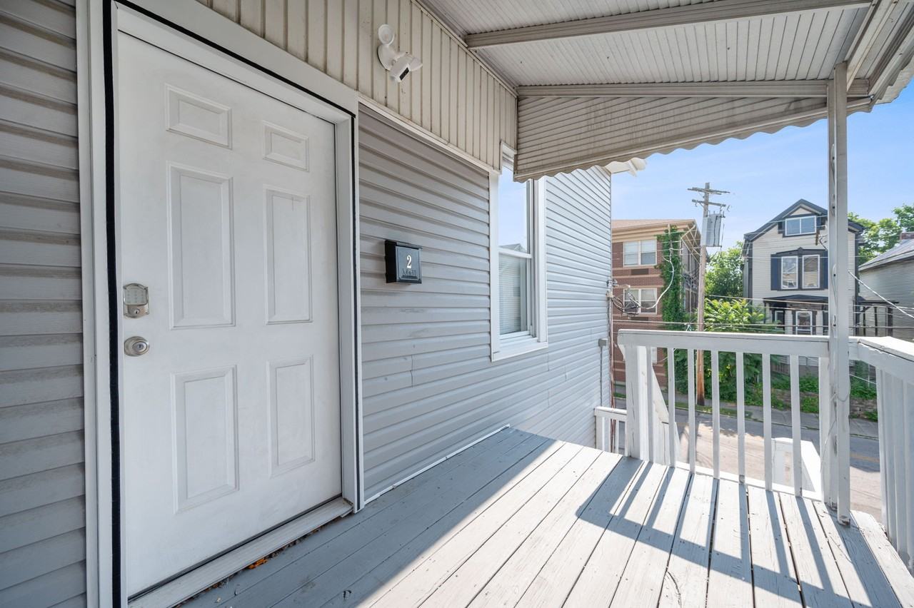 2413 Kenton St #A - Photo 7 of 12