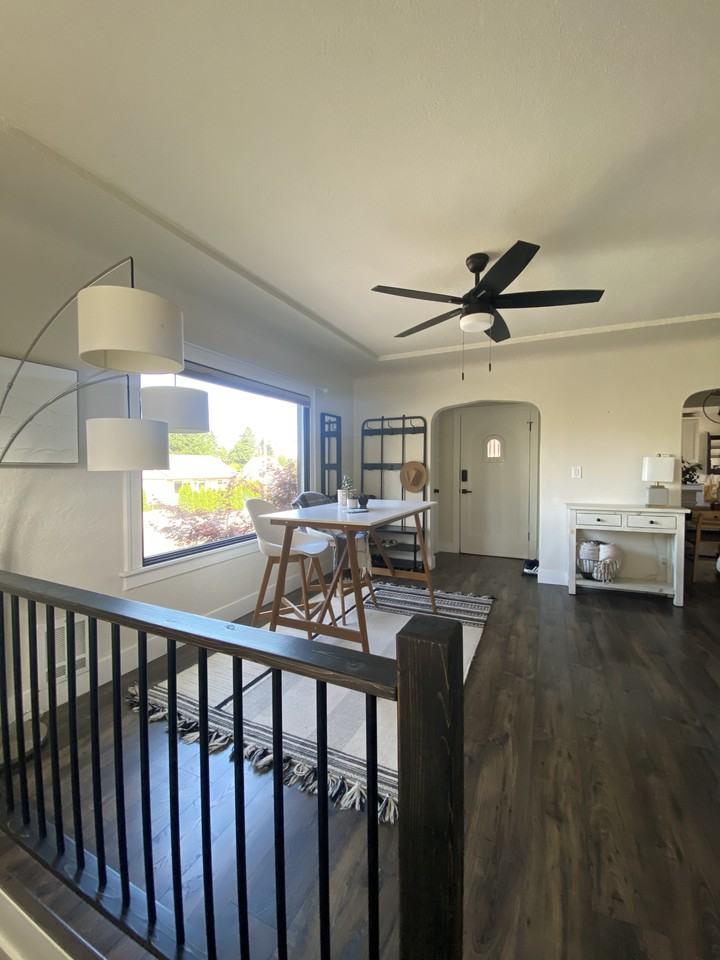 214 Naval Ave #MAIN - Photo 5 of 50