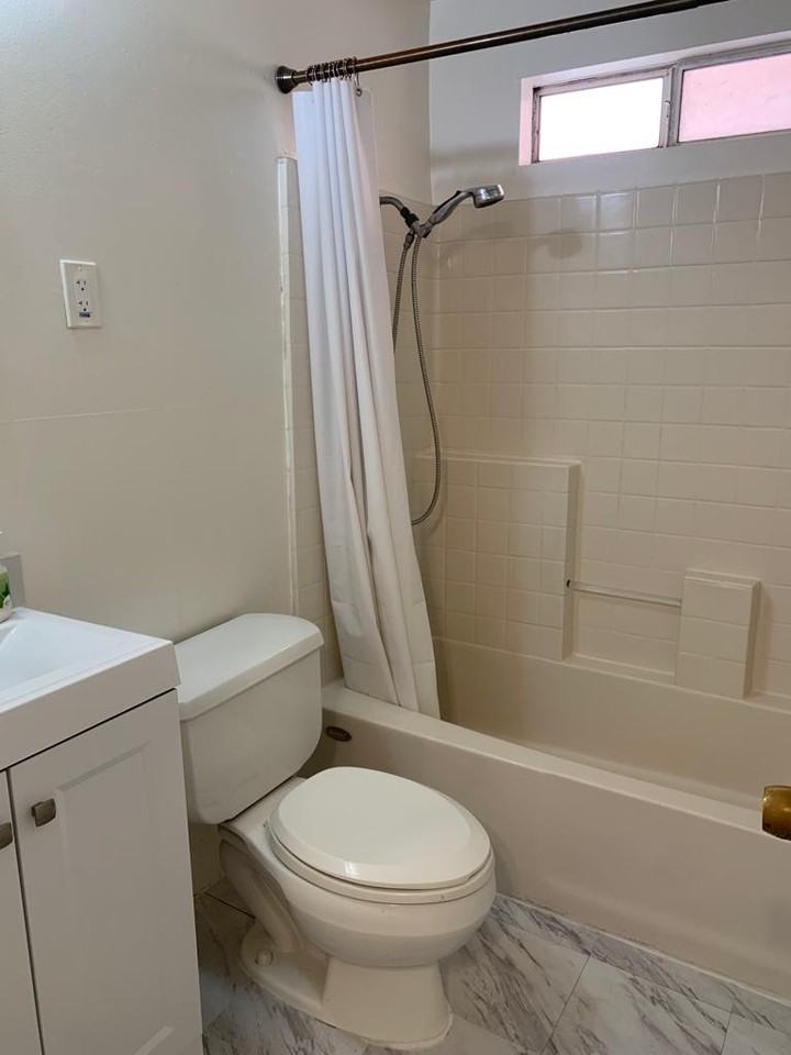 6116 Brooklyn Ave #NA - Photo 7 of 10