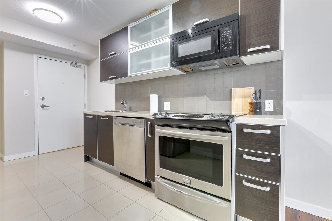 13688 100 Avenue #3510 - Photo 4 of 11