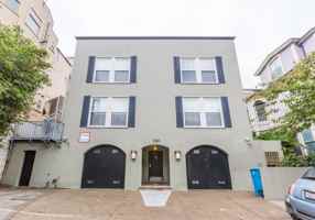 featured image of 1025 Steiner St
