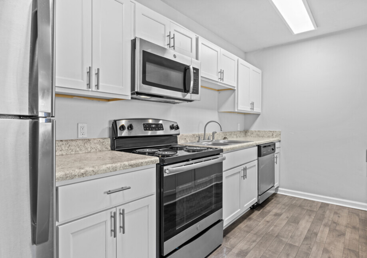 Community Apartments - Photo 7 of 18
