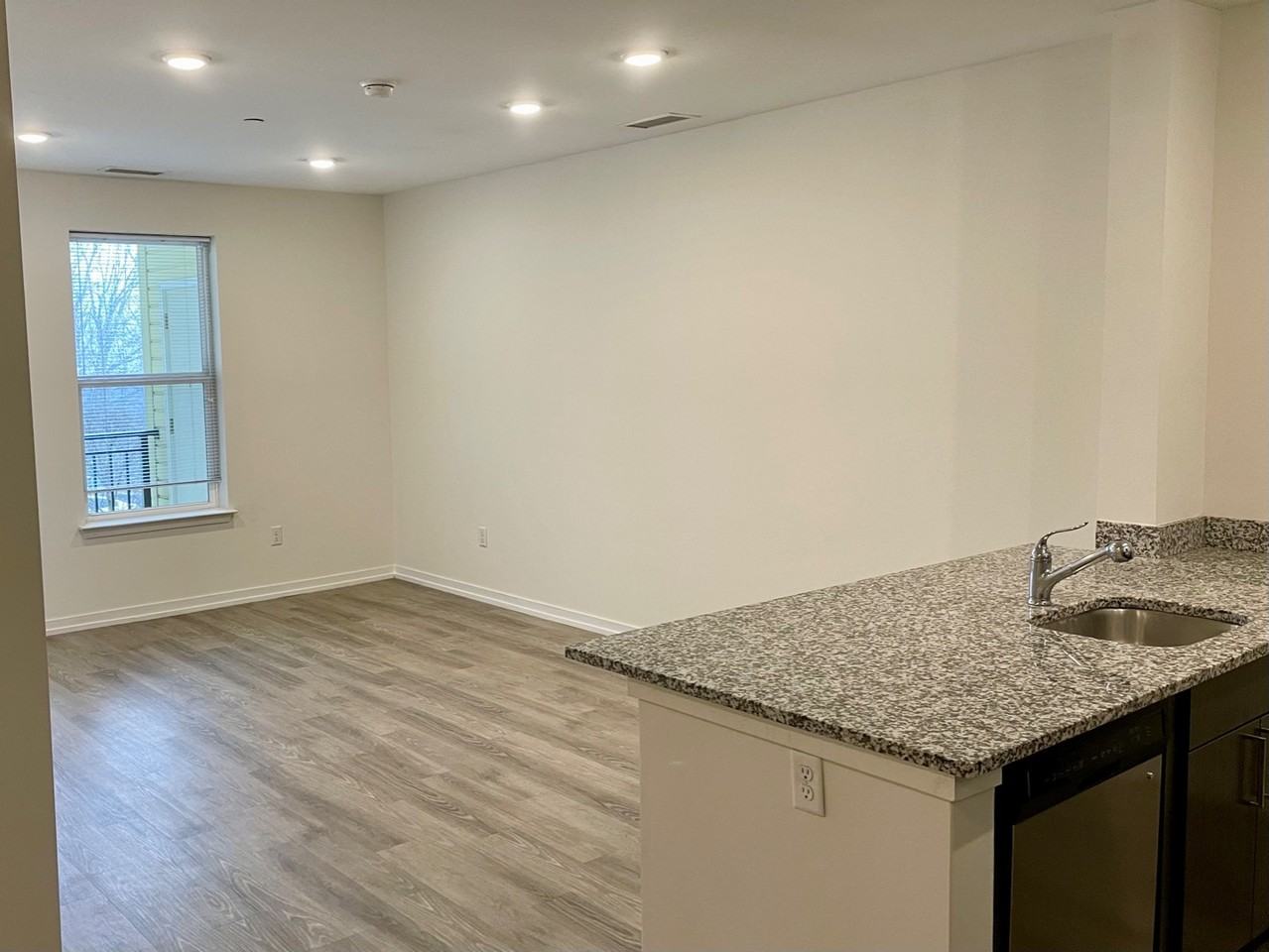 The Stonefield Apartments - Photo 2 of 10