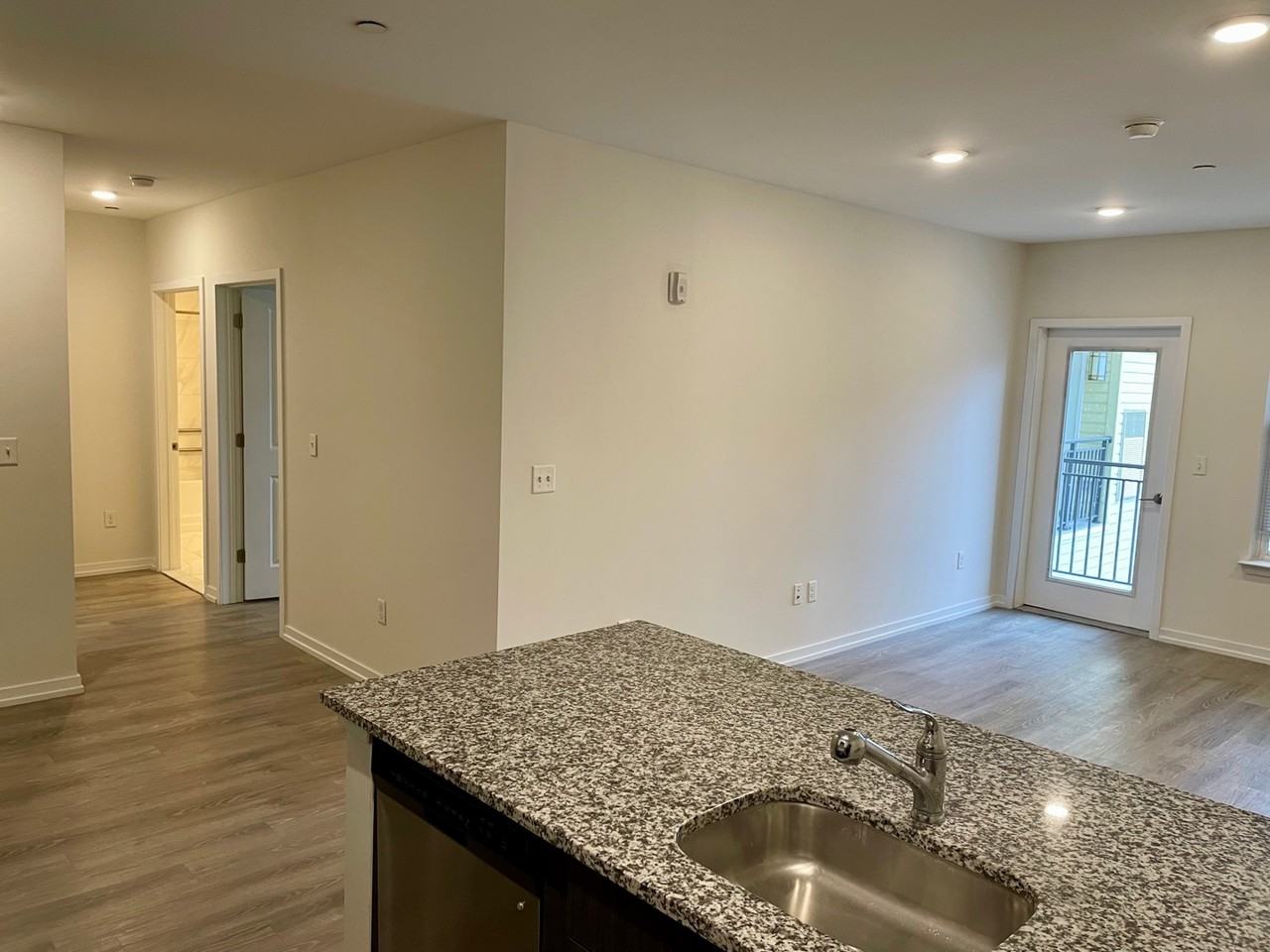 The Stonefield Apartments - Photo 3 of 10