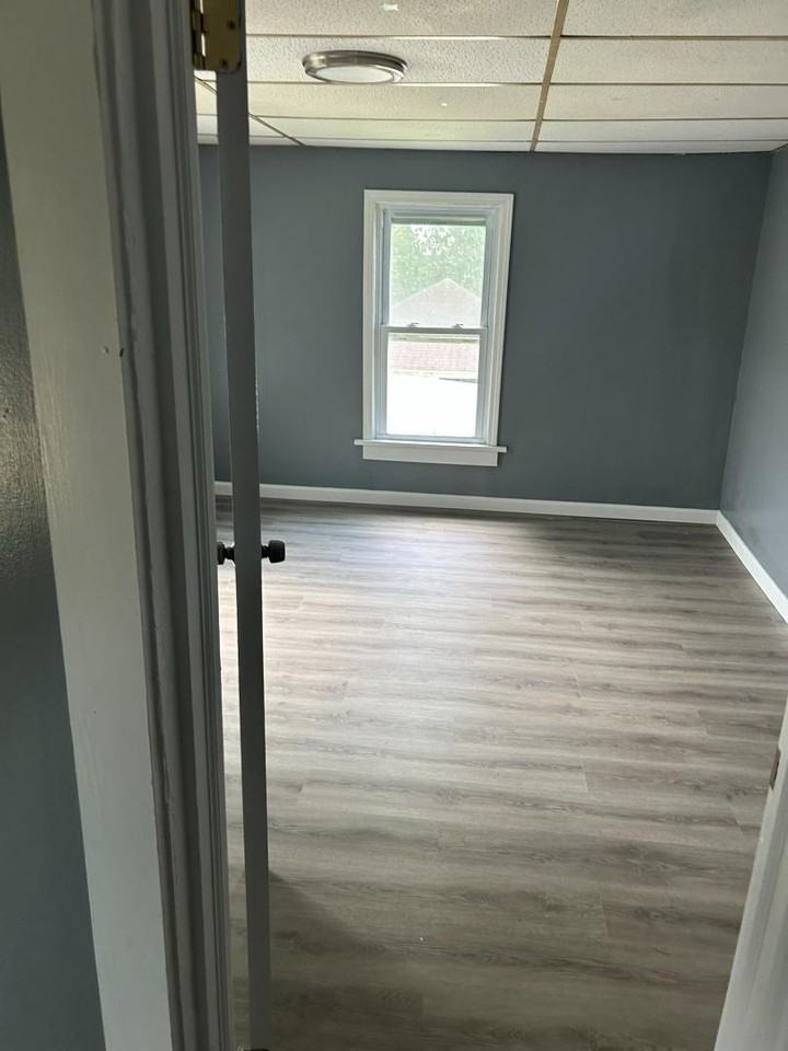 24 Burdick Ave - Photo 2 of 10