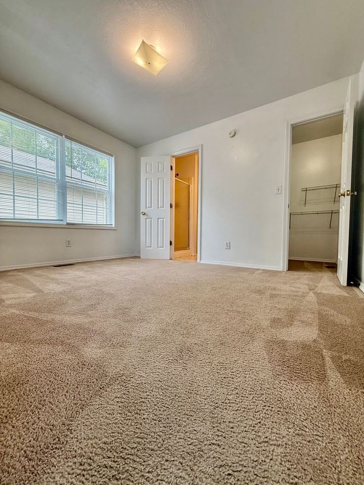 217 S Roosevelt St - Photo 7 of 18