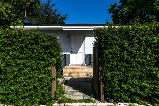 Noble Calle Ocho - Photo 1 of 1