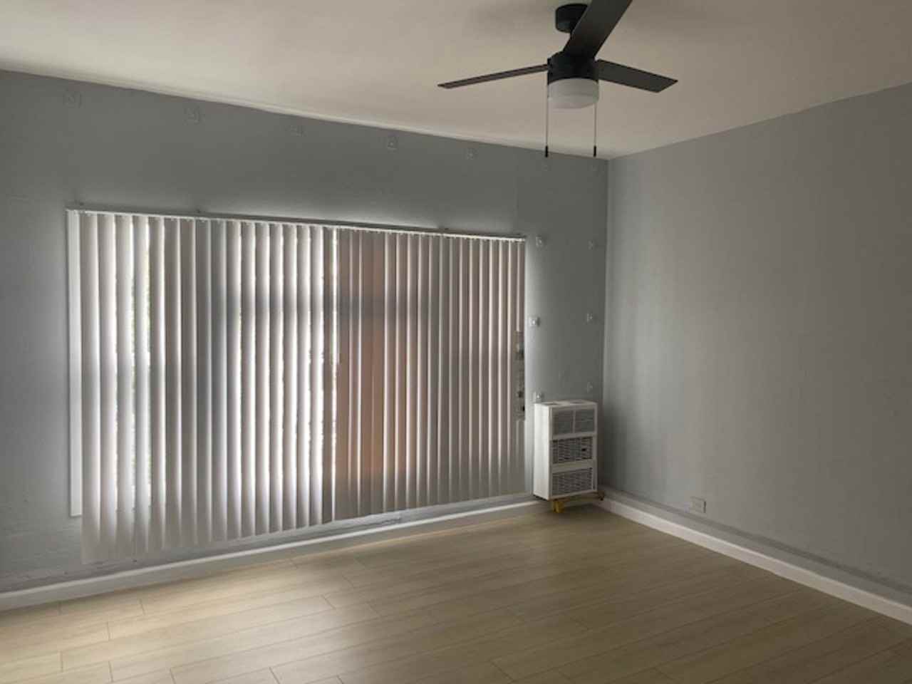 1984 Park Grove Ave - Photo 5 of 13