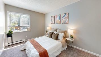 featured image of 2211 Pratt St