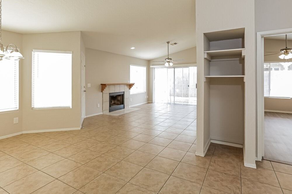 4169 E Pecan Rd - Photo 3 of 16