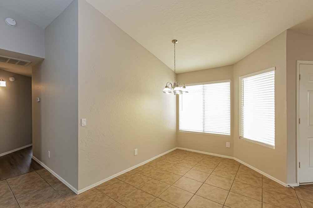 4169 E Pecan Rd - Photo 7 of 16