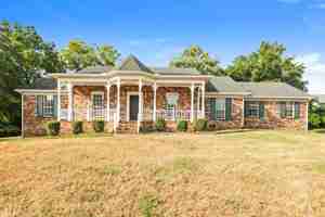 featured image of 3933 Hillshire Dr