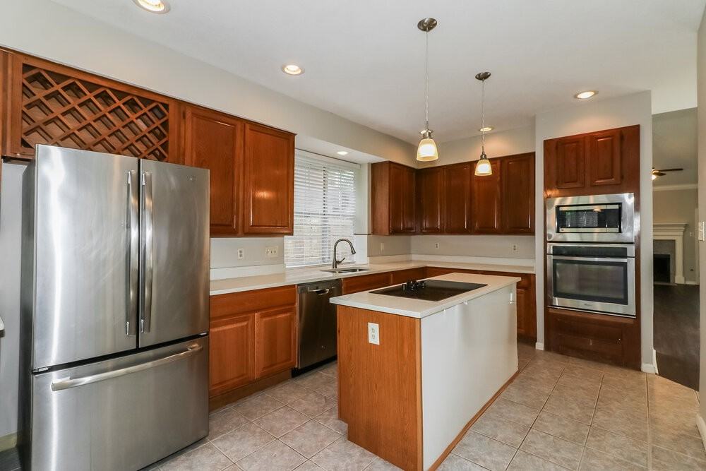 3119 Creek Manor Dr - Photo 7 of 17