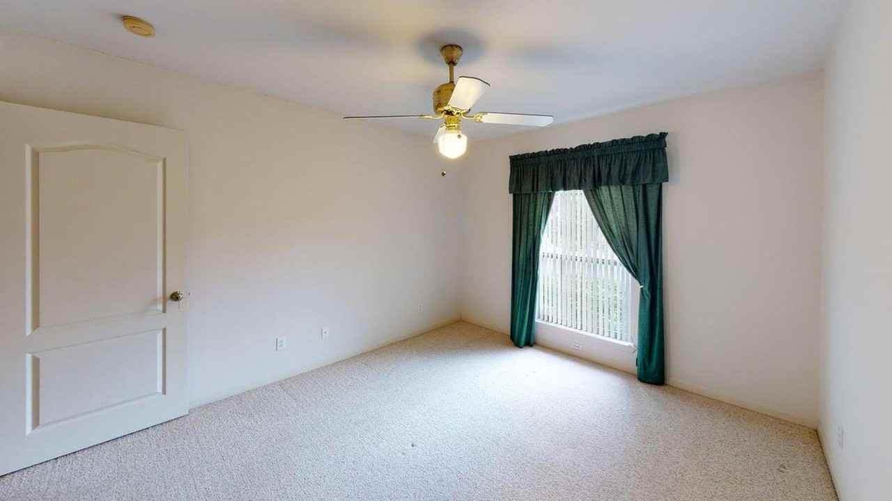 Spacious & Inviting Home in San Antonio – A Must-See! - Photo 7 of 18