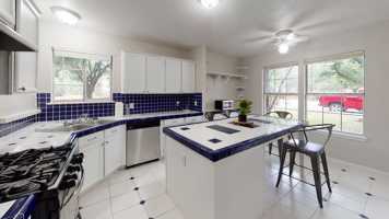 featured image of 12401 Uttimer Ln