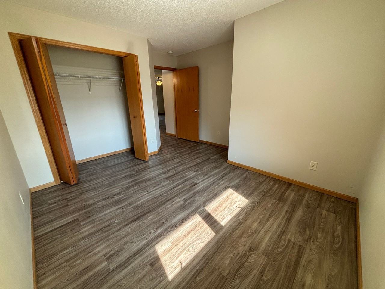309 Williamsburg Pl Apt B - Photo 5 of 8