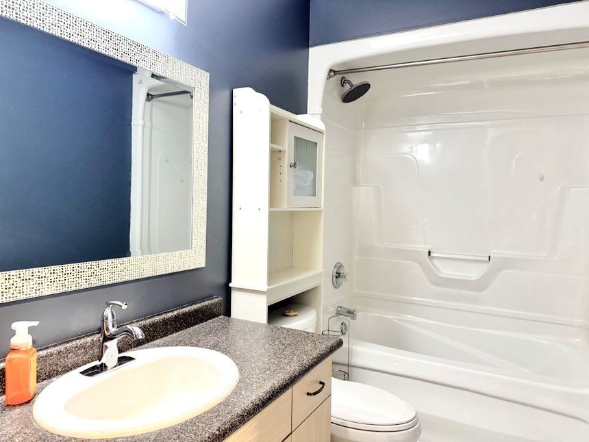 437 Merrill Ave #1 - Photo 2 of 10