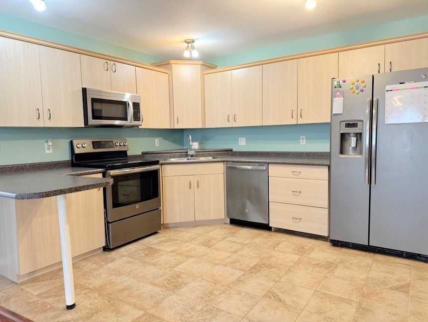 437 Merrill Ave #1 - Photo 4 of 10