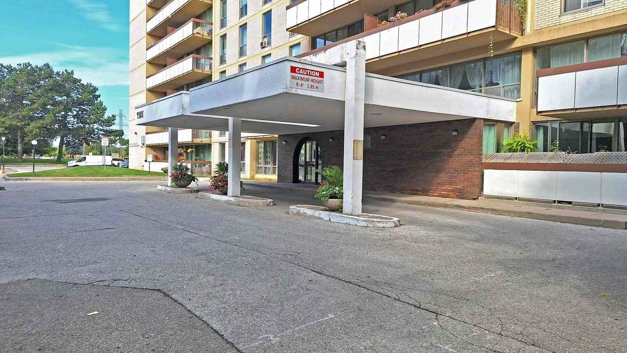 10 Ruddington Drive #1403 - Photo 2 of 4