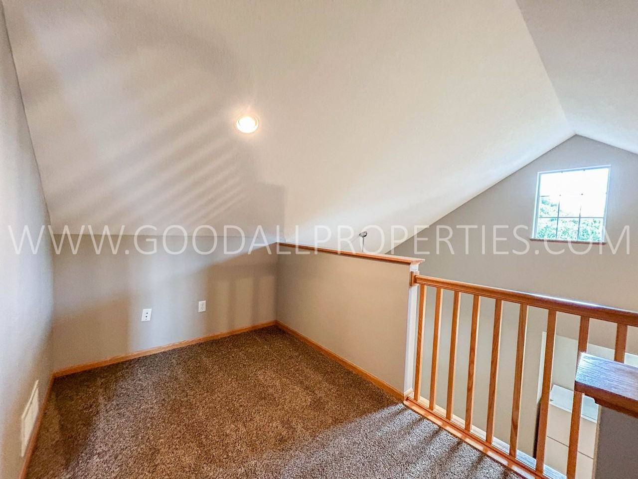 4308 153rd Pl - Photo 4 of 13