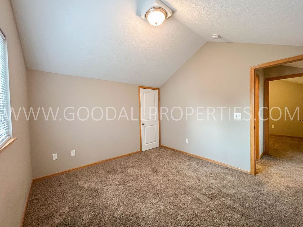 4308 153rd Pl - Photo 7 of 13