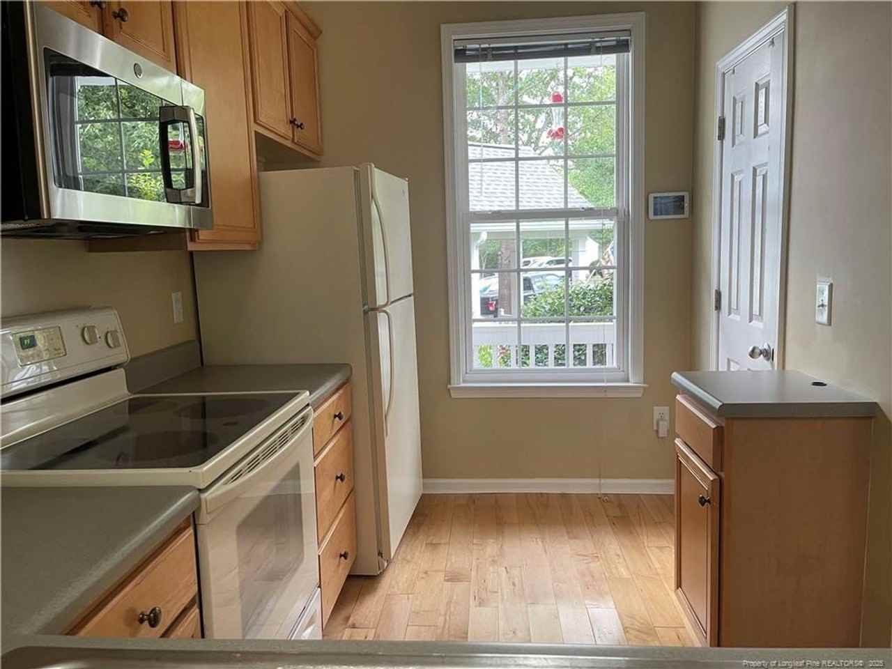 112 Summit Oaks Ln - Photo 4 of 18