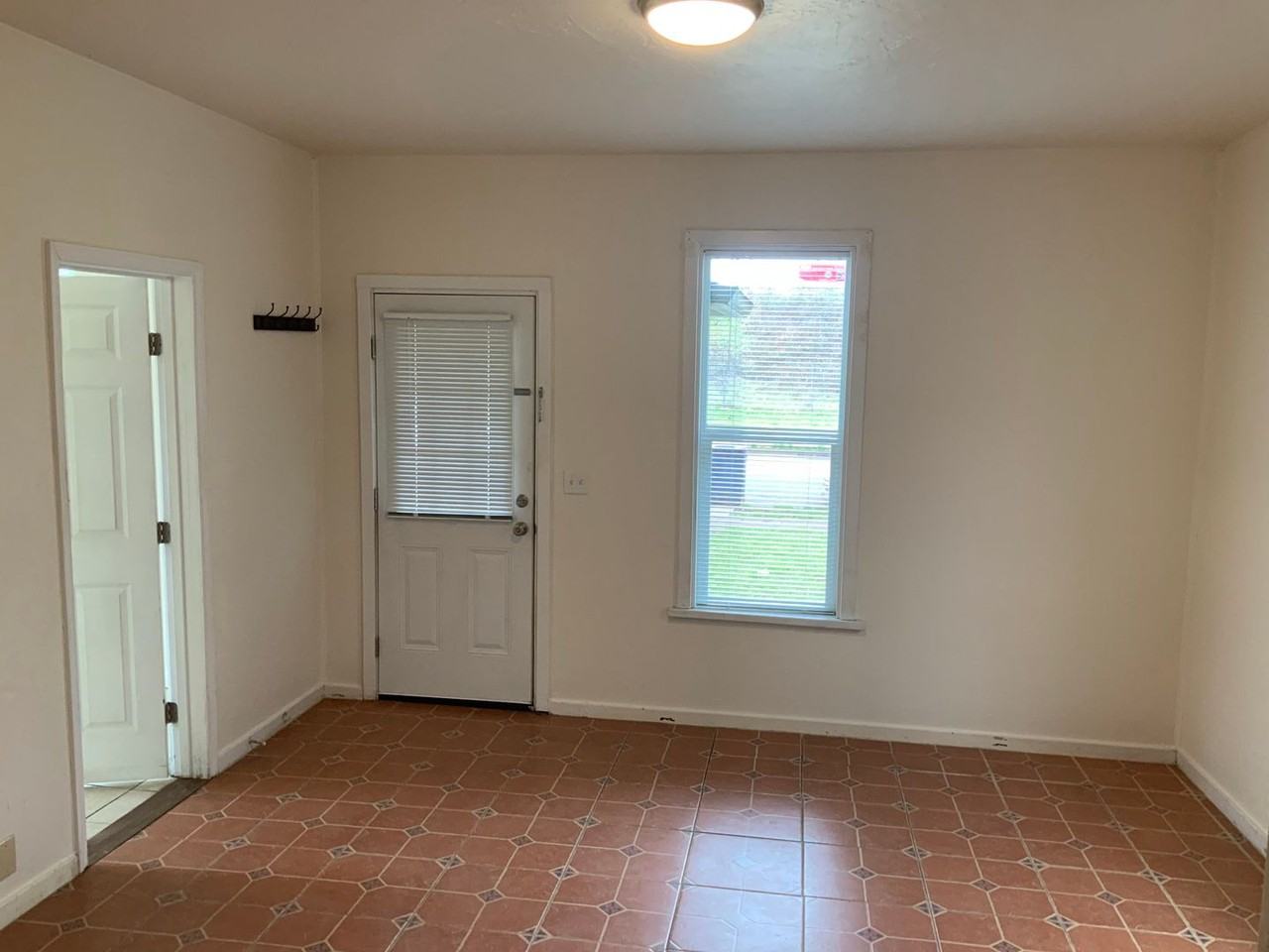 55 Washington St - Photo 2 of 31