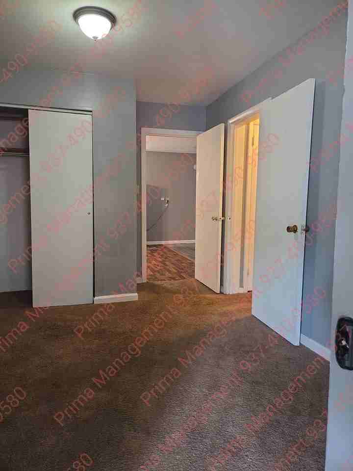 792 E Church St - Photo 7 of 14