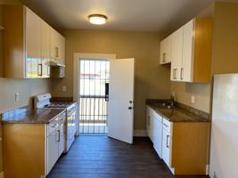 featured image of 864 34th St