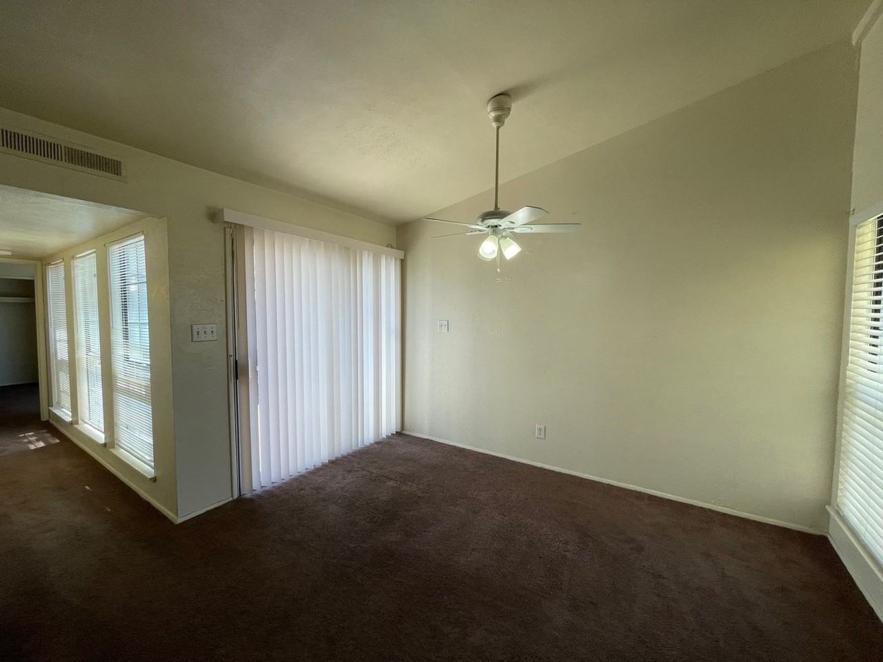 7210 Pineberry Rd - Photo 3 of 7