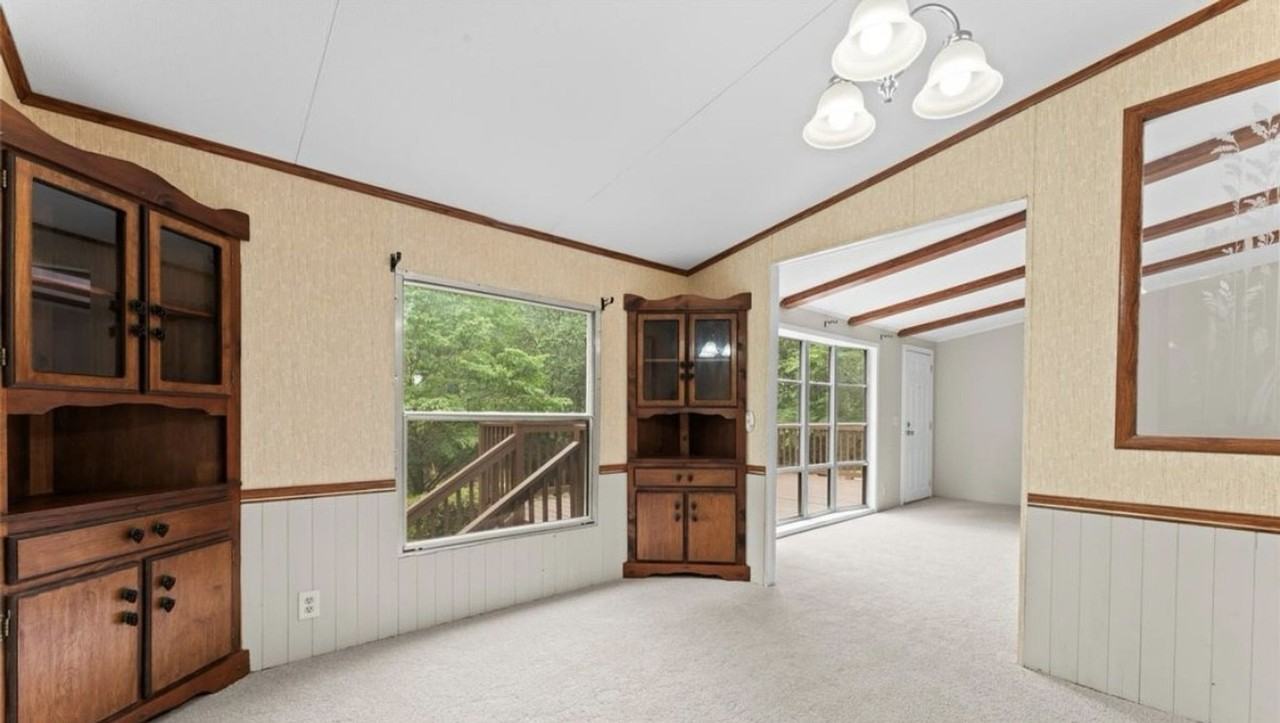 1773 Baldwin Ln - Photo 6 of 21