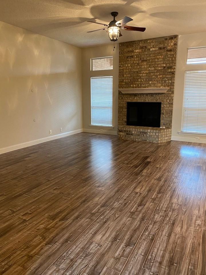 5104 Sherwood Dr - Photo 5 of 27
