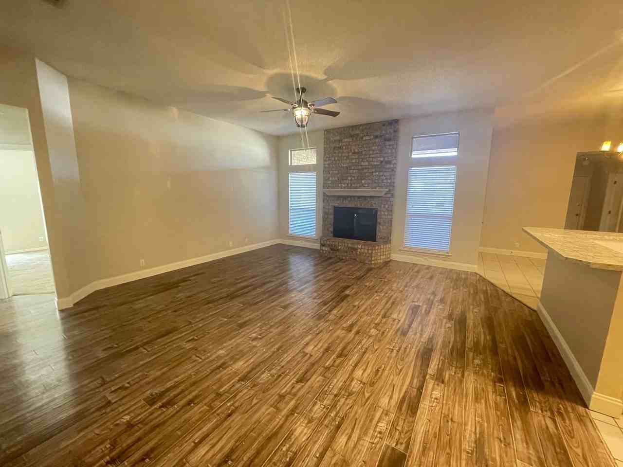 5104 Sherwood Dr - Photo 6 of 27
