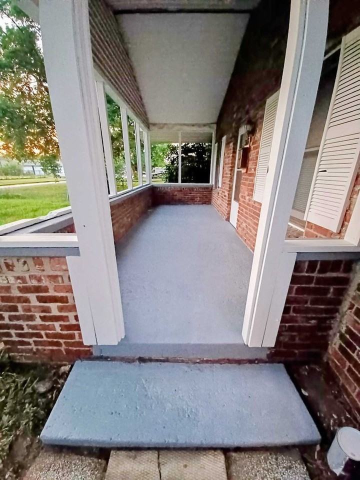 3035 N Ritter Ave - Photo 2 of 8