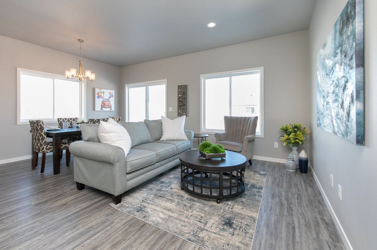 2721 10th St W - Photo 7 of 22