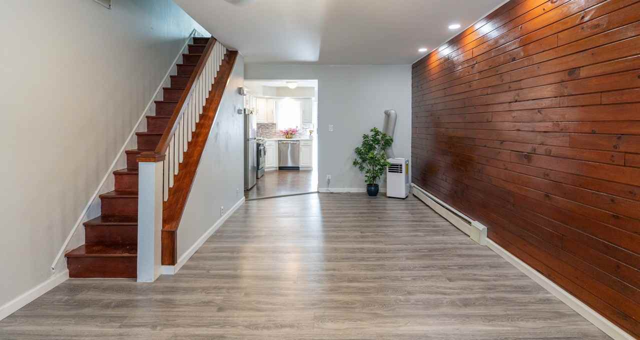 1515 S Bailey St - Photo 2 of 30