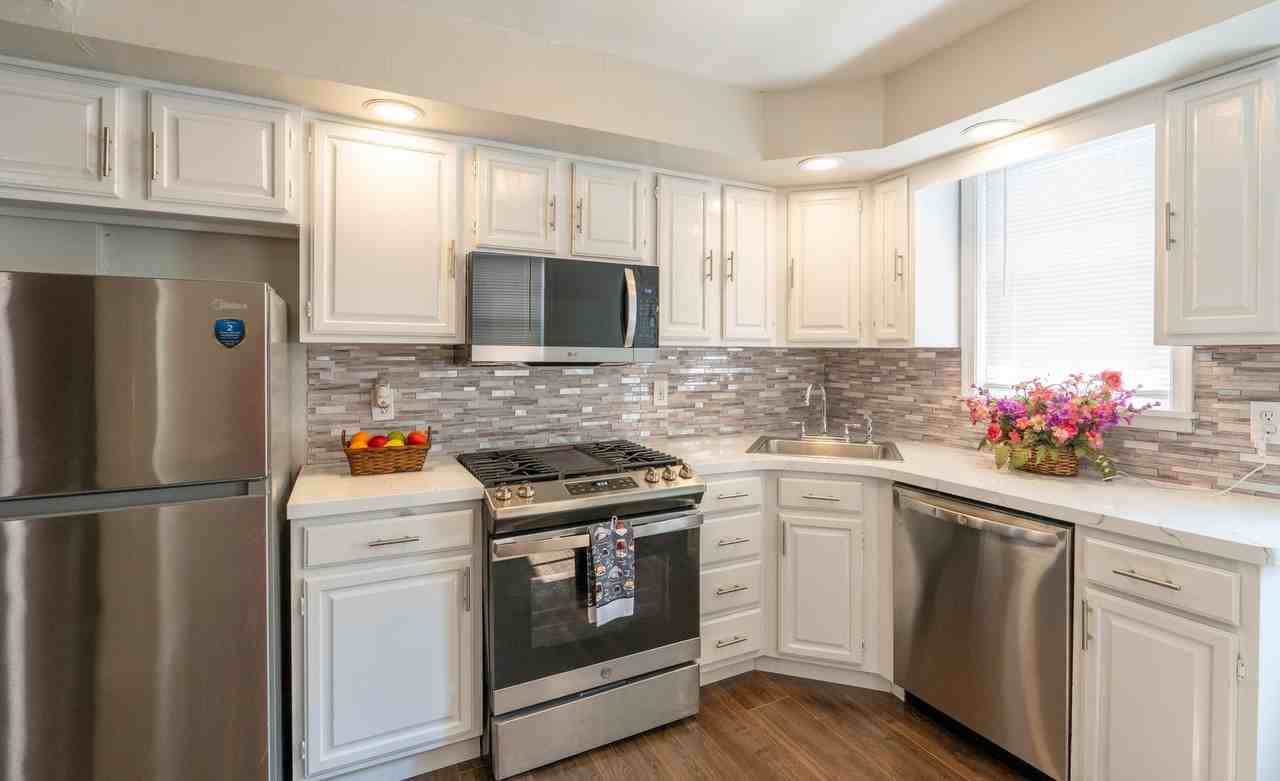 1515 S Bailey St - Photo 5 of 30